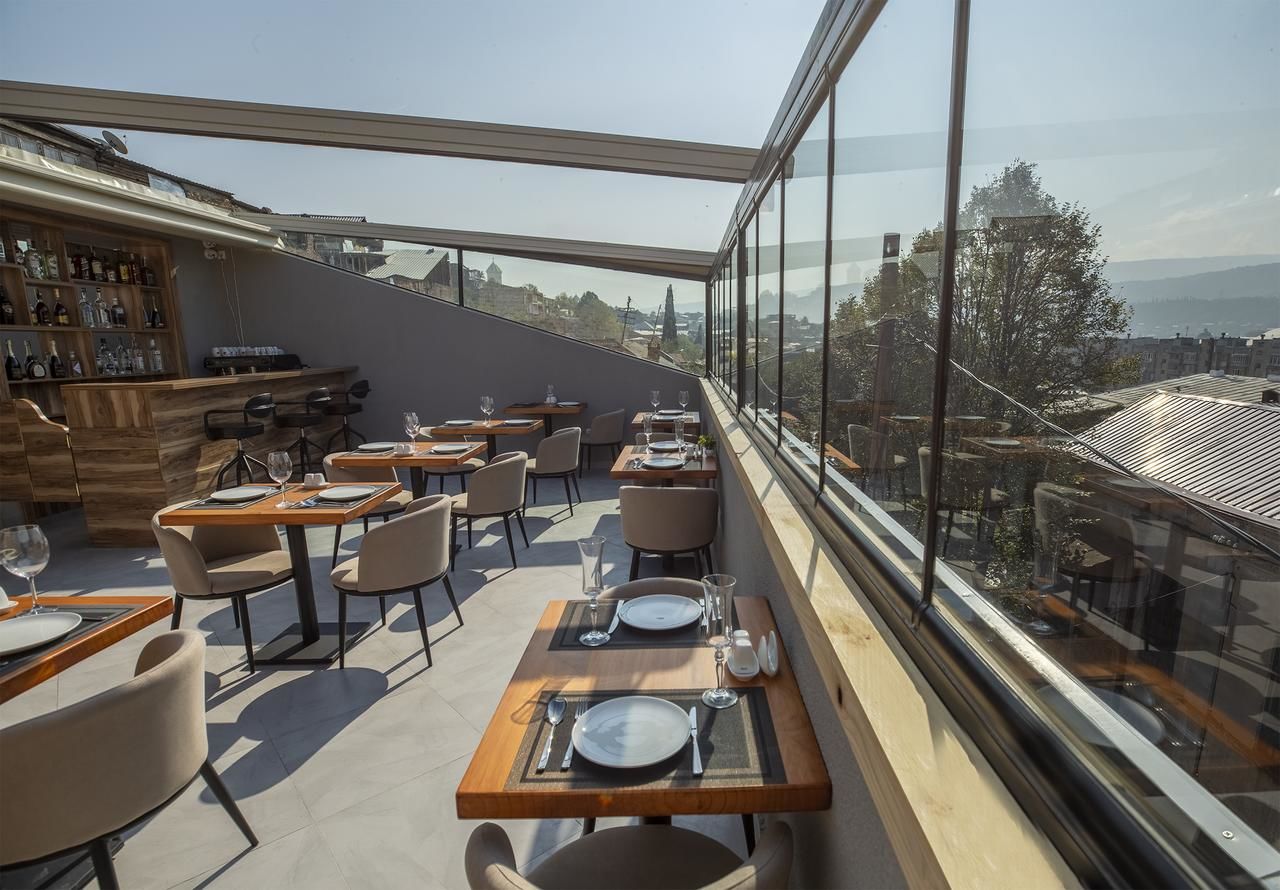 Отель Ornament Boutique Hotel Тбилиси