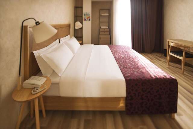 Отель Ornament Boutique Hotel Тбилиси-12