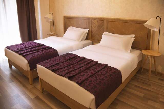 Отель Ornament Boutique Hotel Тбилиси-11
